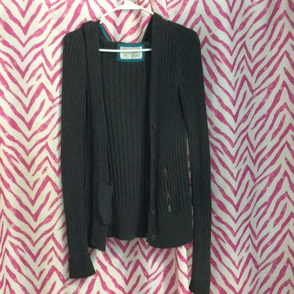 Simple jacket-like new!